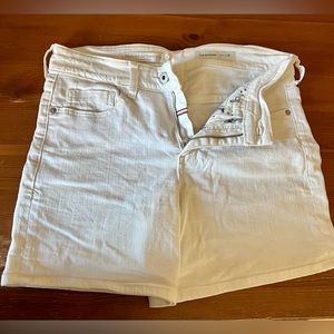 Pilcro Shorts, Anthropologie, Size 28/8, Color: White